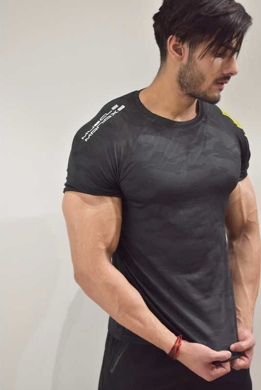 ACTIVE CAMOFLAUGE BLACK short sleeve tshirt