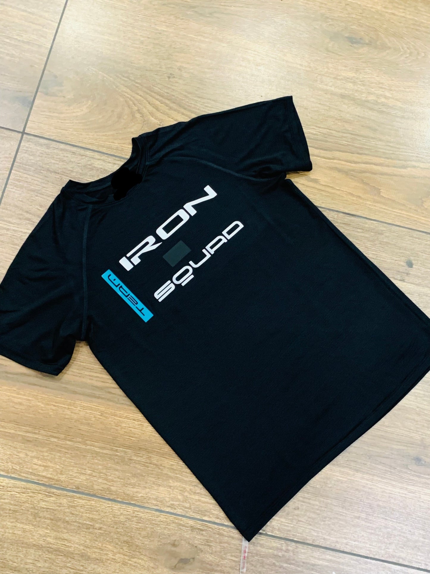 IRON SQUAD ACTIVE CAMOFLAUGE BLACK short sleeve tshirt