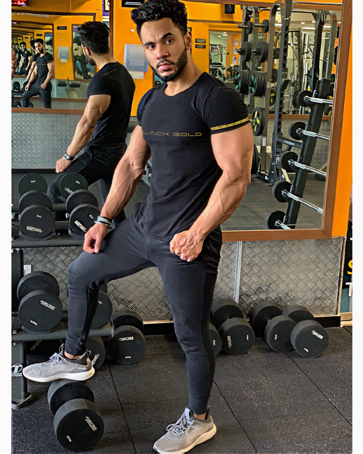 LIMITED EDITION - Black Gold series T-Shirt.