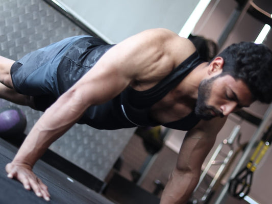 PERFORMANCE BLACK CAMOUFLAGE TANK TOP . Quick Dry Technology