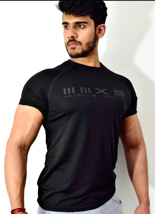 Active MATT SIGNATURE Series Black short sleeve tshirt