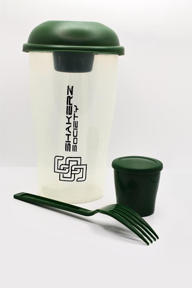 Travelling or working Essential shaker size container