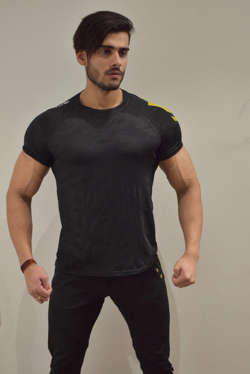 ACTIVE CAMOFLAUGE  BLACK short sleeve tshirt